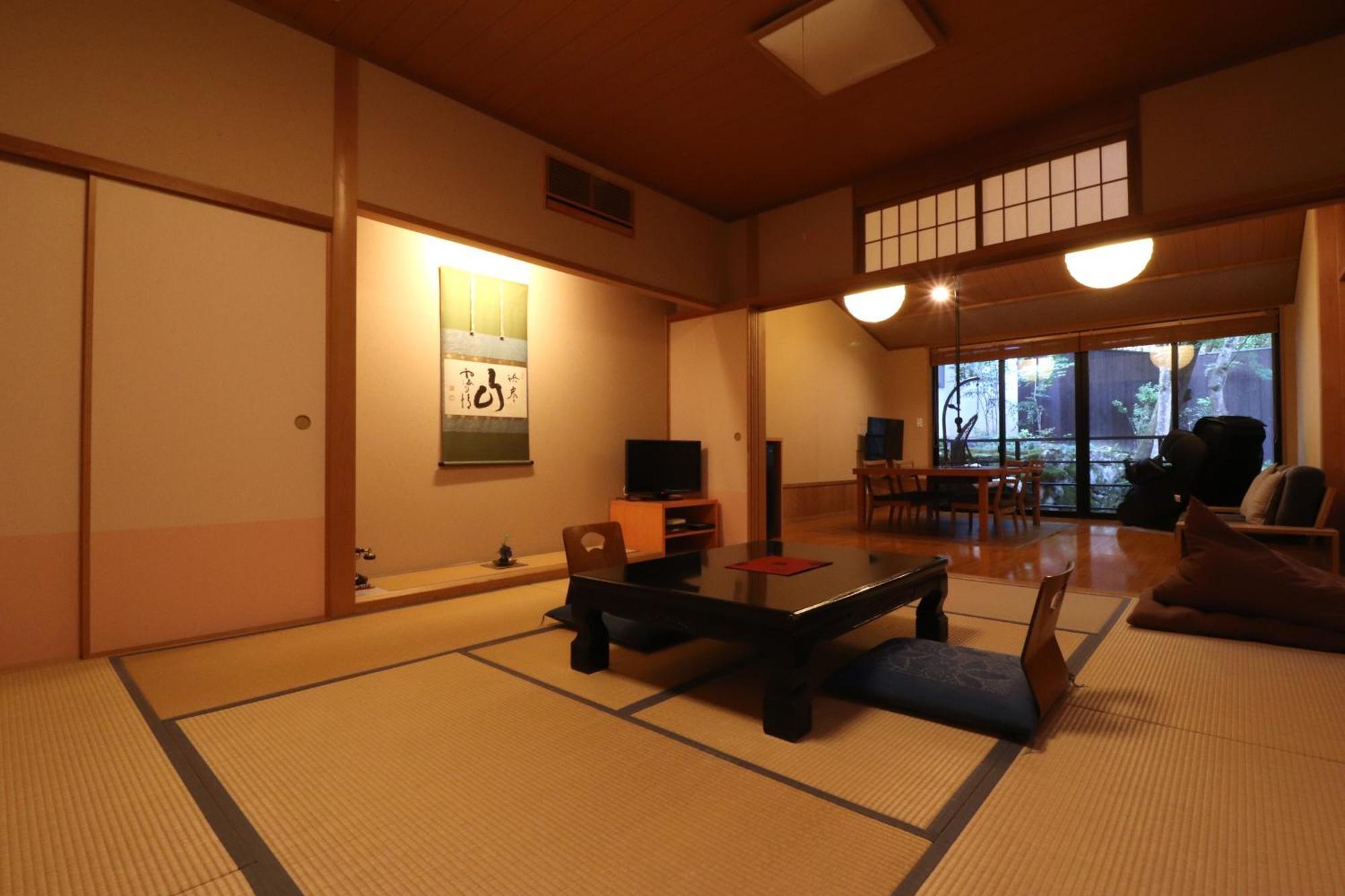 Yumoto Ueyama Ryokan Himeji Eksteriør billede